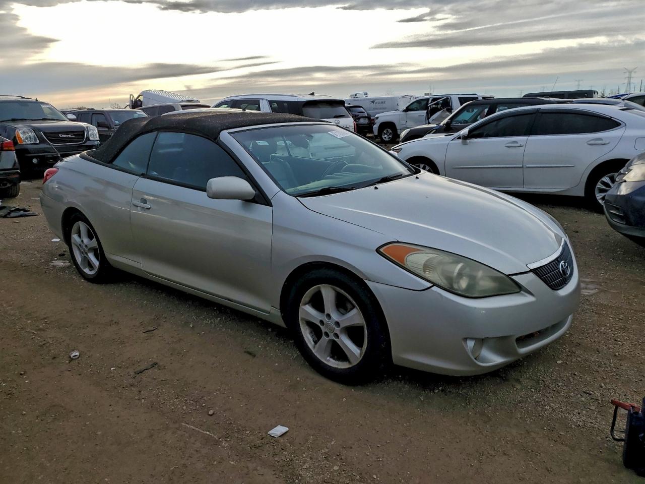 2006 TOYOTA CAMRY SOLARA SE photo 10