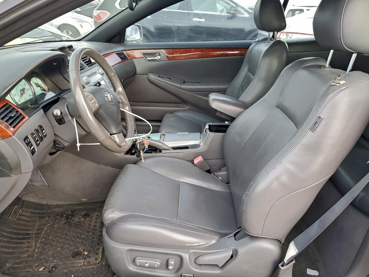 2006 TOYOTA CAMRY SOLARA SE photo 19