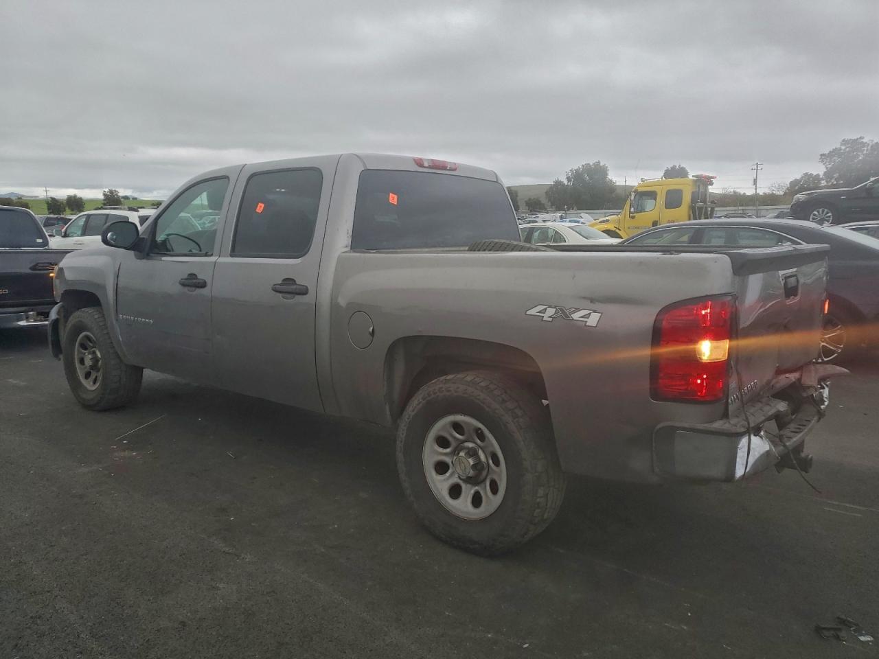 2009 CHEVROLET SILVERADO K1500 photo 2