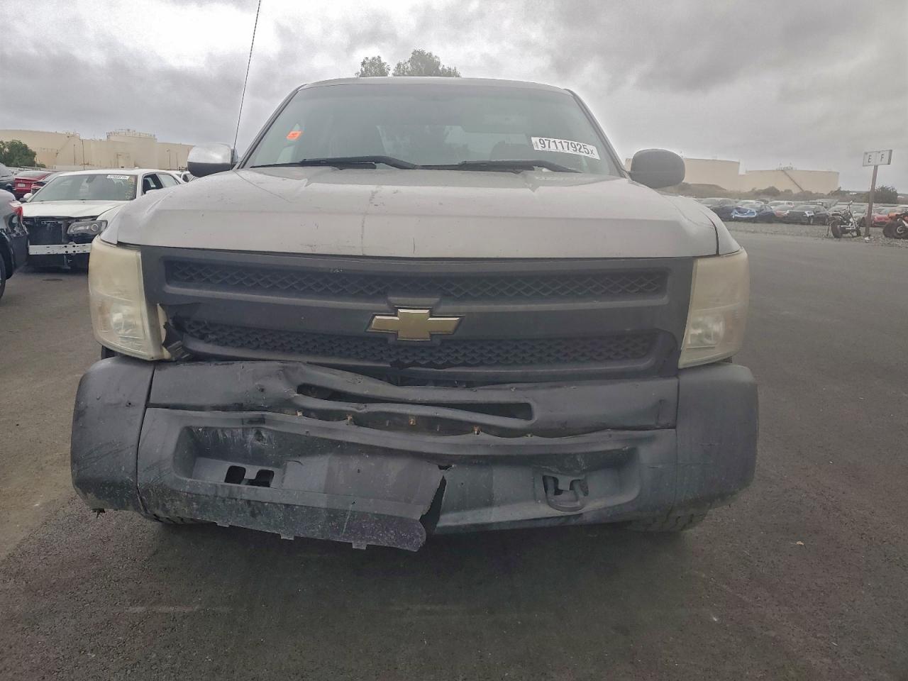 2009 CHEVROLET SILVERADO K1500 photo 5