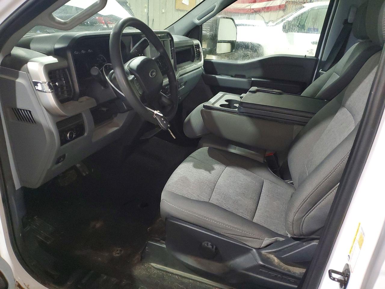 2024 FORD F350 SUPER DUTY photo 19