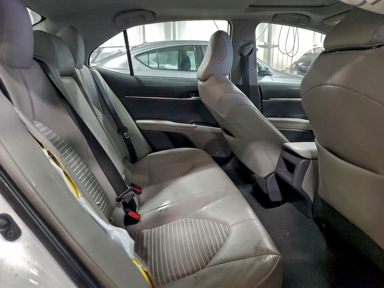 2020 TOYOTA CAMRY SE photo 19