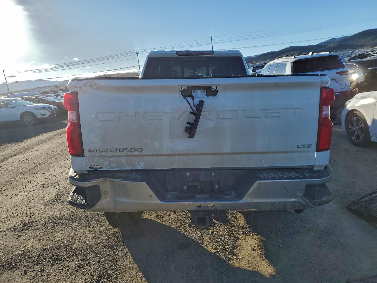 2020 CHEVROLET SILVERADO K3500 LTZ photo 11