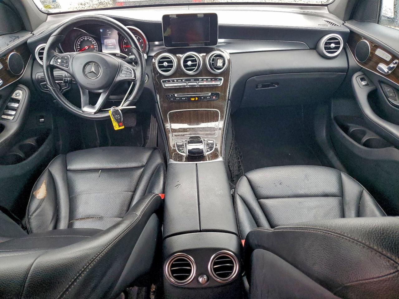 2017 MERCEDES-BENZ GLC 300 photo 15