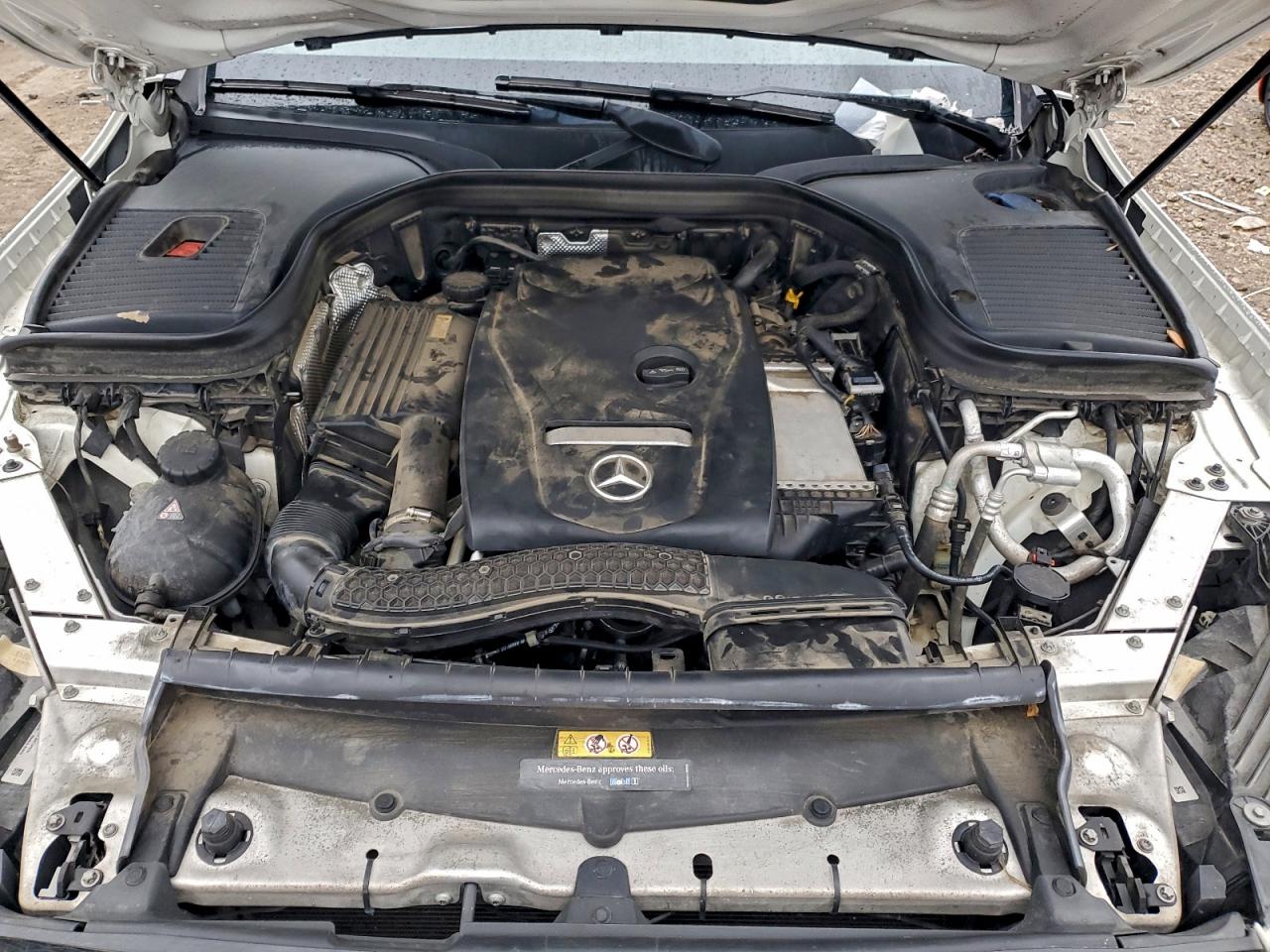 2017 MERCEDES-BENZ GLC 300 photo 23