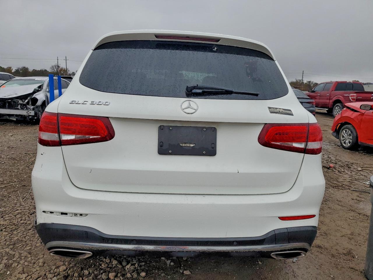 2017 MERCEDES-BENZ GLC 300 photo 11