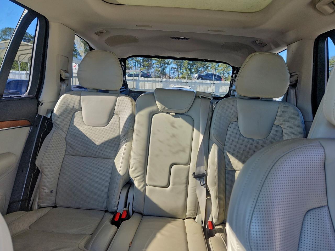 2018 VOLVO XC90 T6 photo 28