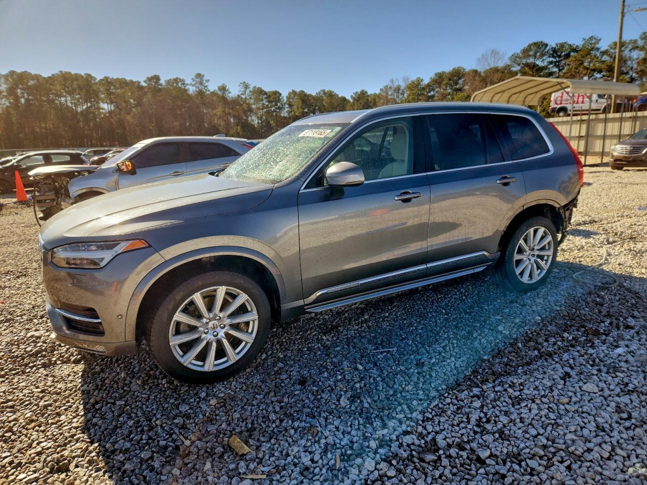 2018 VOLVO XC90