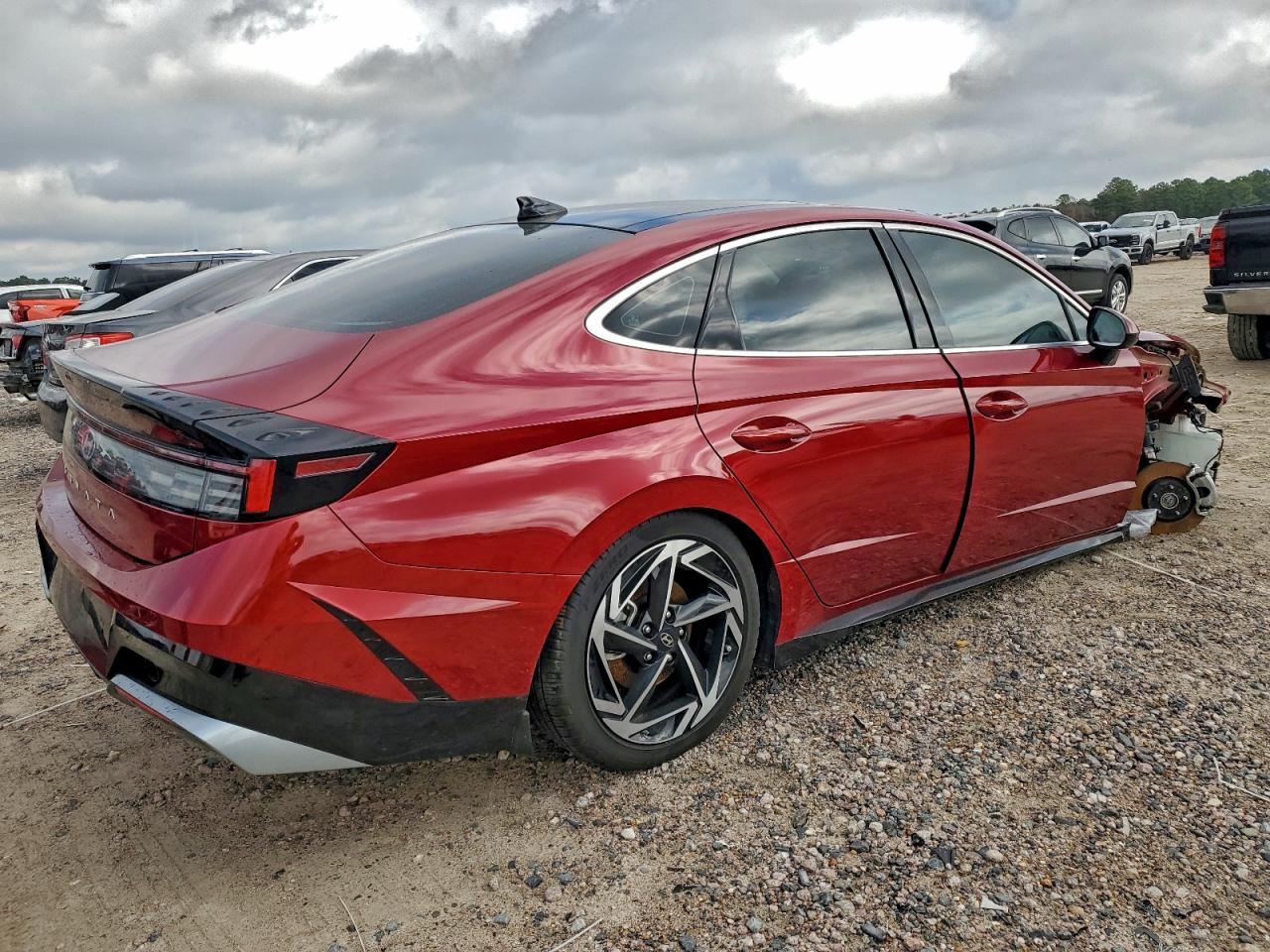 2024 HYUNDAI SONATA SEL photo 5