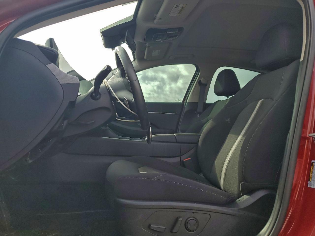 2024 HYUNDAI SONATA SEL photo 13