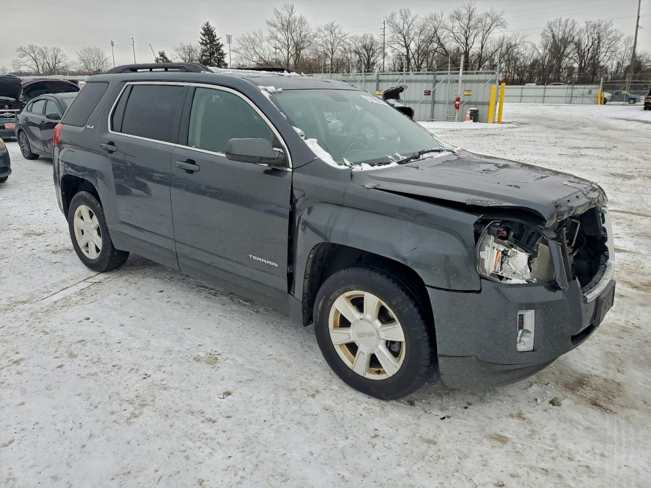 2011 GMC TERRAIN SLE photo 7