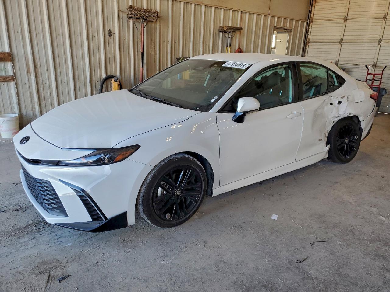 2025 TOYOTA CAMRY