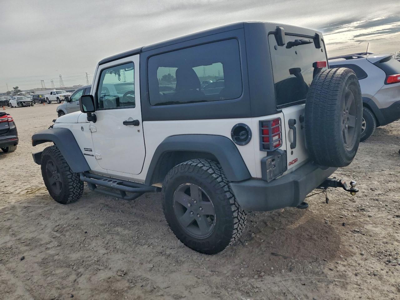 2017 JEEP WRANGLER SPORT photo 4