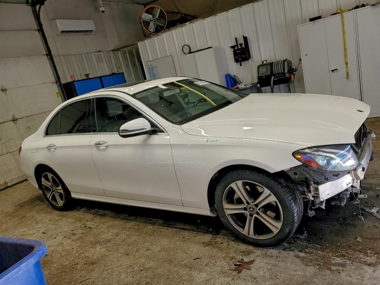 2018 MERCEDES-BENZ E 300 4MATIC photo 4