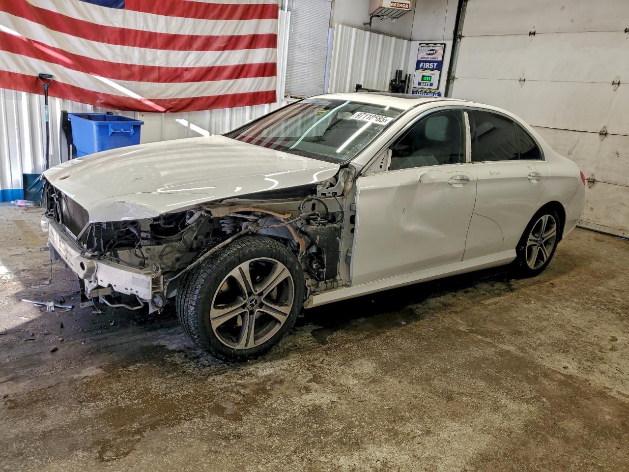 2018 MERCEDES-BENZ E