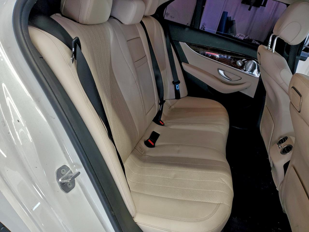 2018 MERCEDES-BENZ E 300 4MATIC photo 10