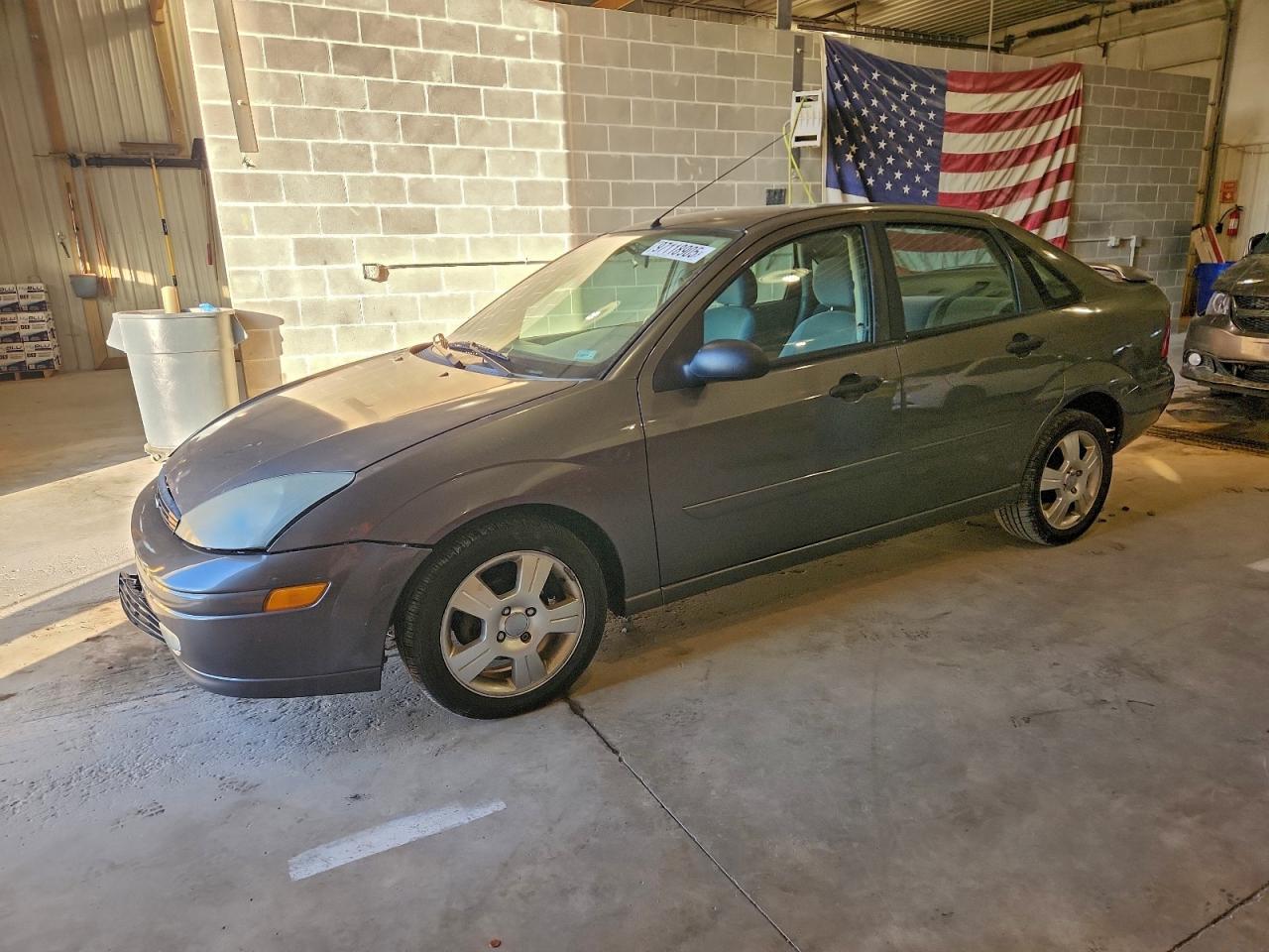 2004 FORD FOCUS