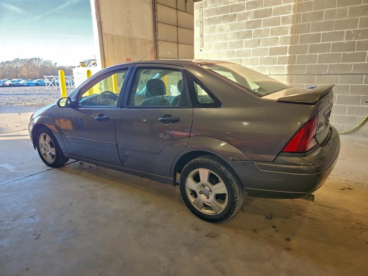 2004 FORD FOCUS ZTS photo 5