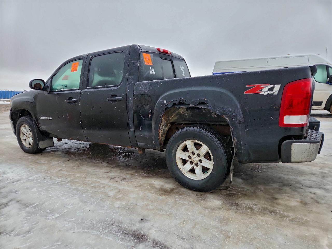 2007 GMC NEW SIERRA K1500 photo 2