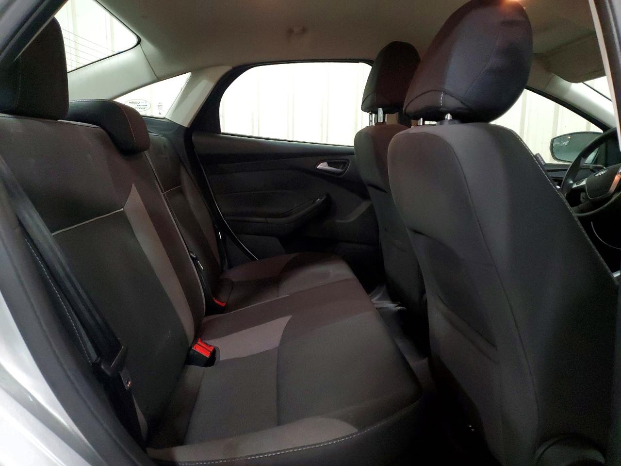 2013 FORD FOCUS SE photo 19