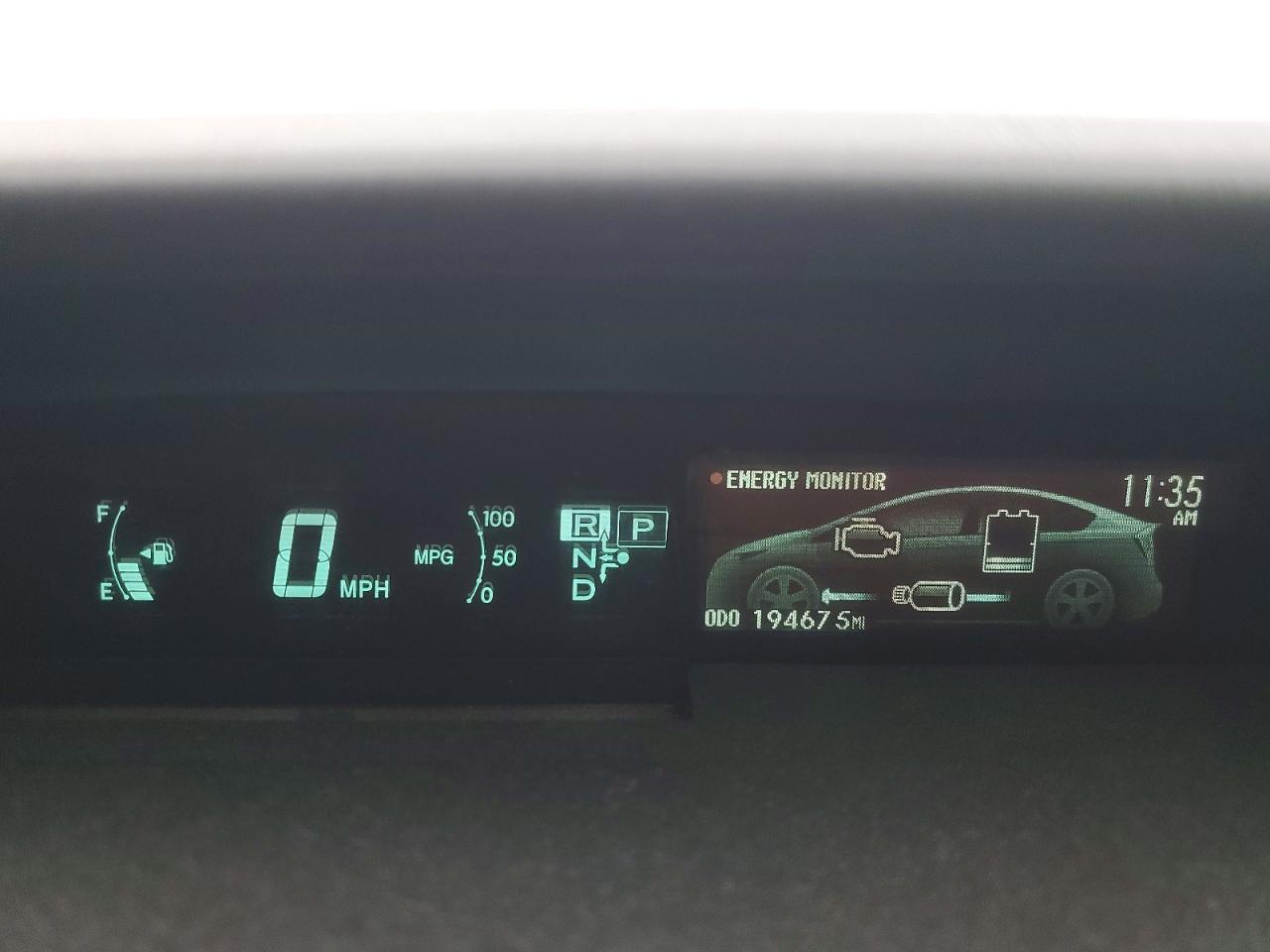 2013 TOYOTA PRIUS photo 9