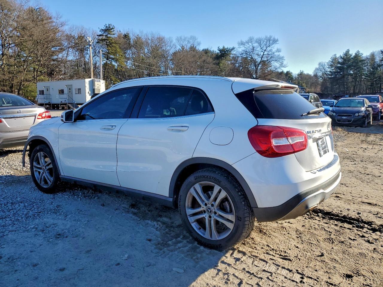 2019 MERCEDES-BENZ GLA 250 4MATIC photo 3