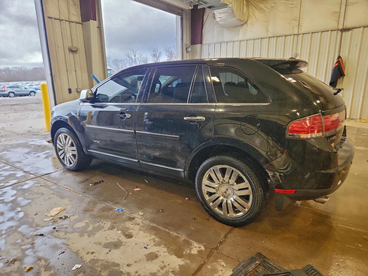 2010 LINCOLN MKX photo 2
