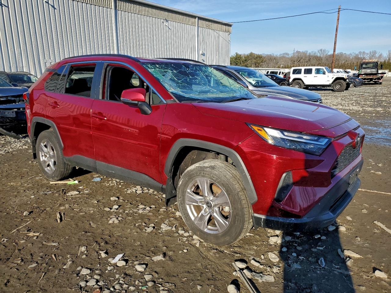 2022 TOYOTA RAV4 XLE photo 4