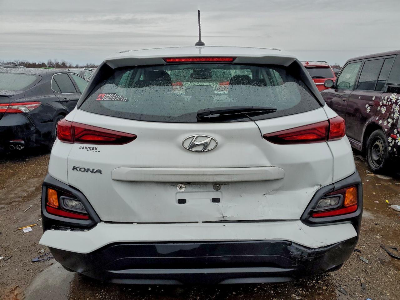 2020 HYUNDAI KONA SE photo 6