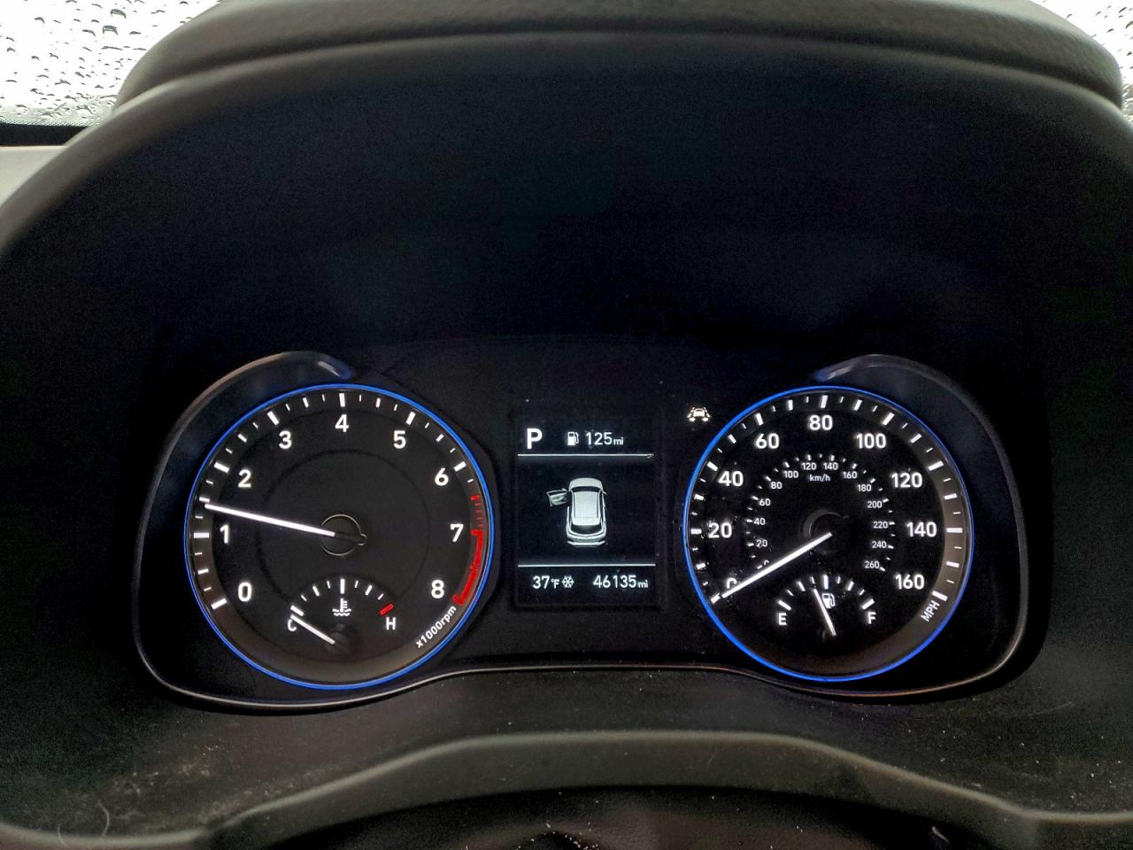 2020 HYUNDAI KONA SE photo 9