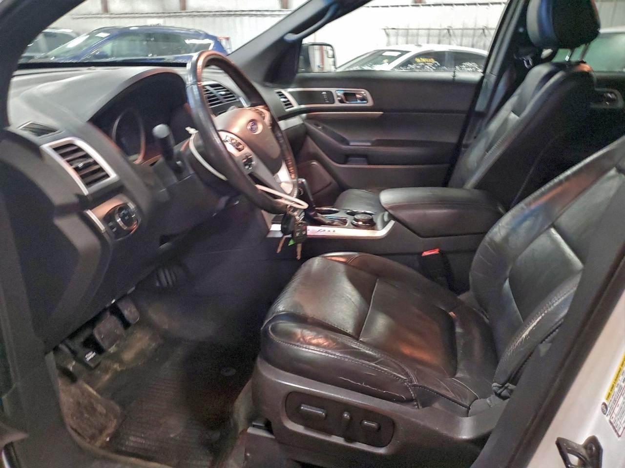 2014 FORD EXPLORER XLT photo 7
