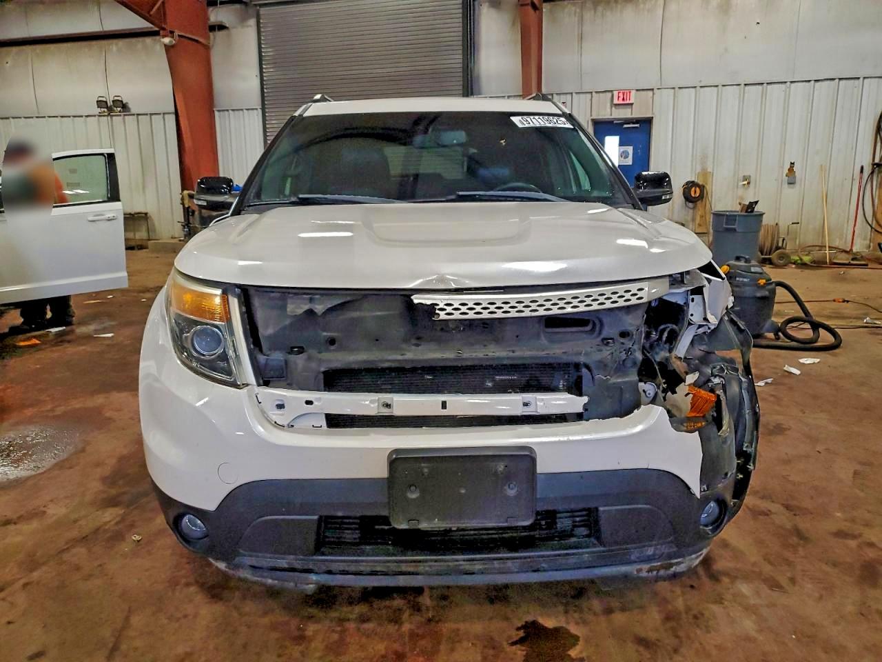 2014 FORD EXPLORER XLT photo 5