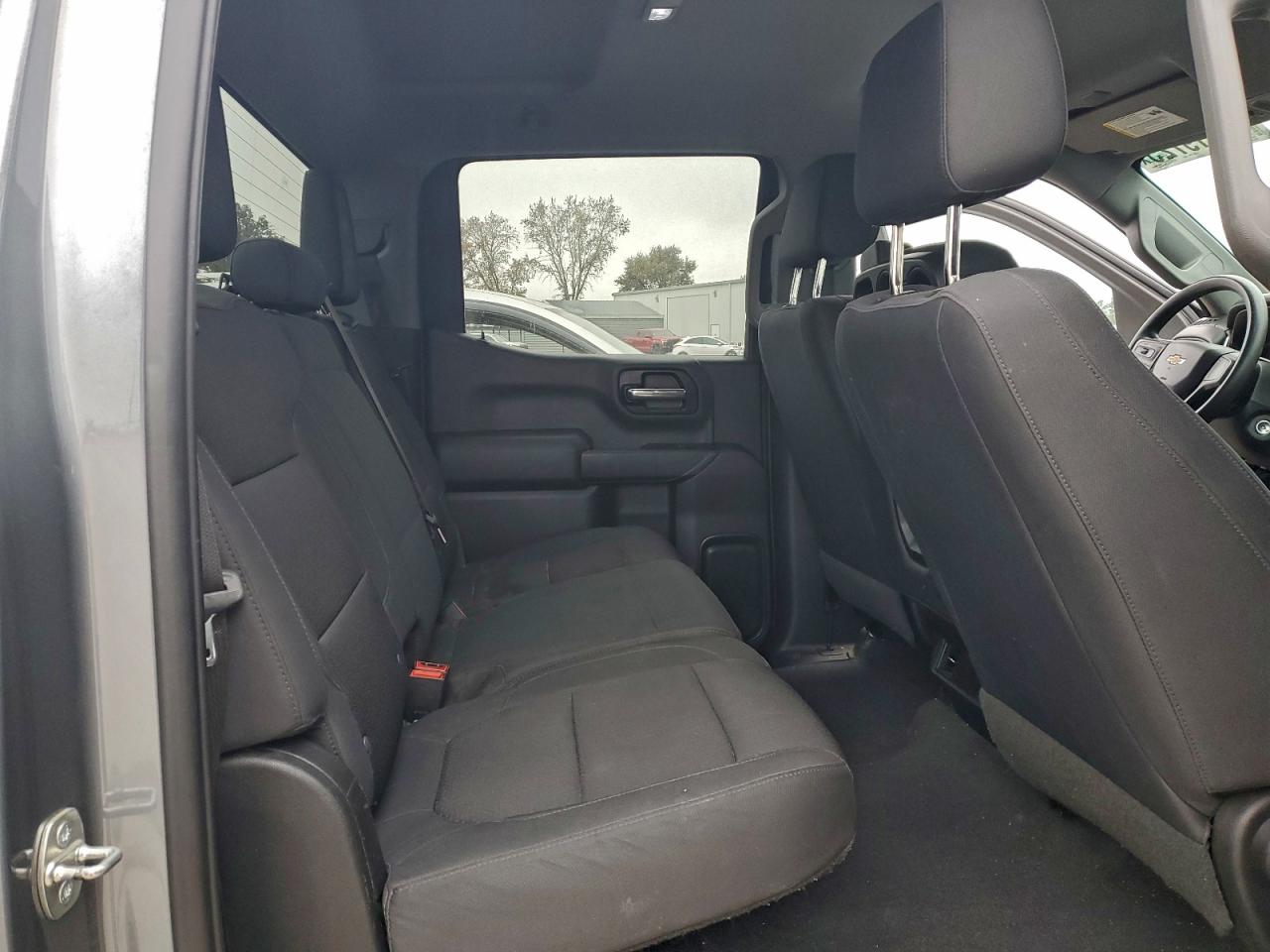 2019 CHEVROLET SILVERADO K1500 CUSTOM photo 10