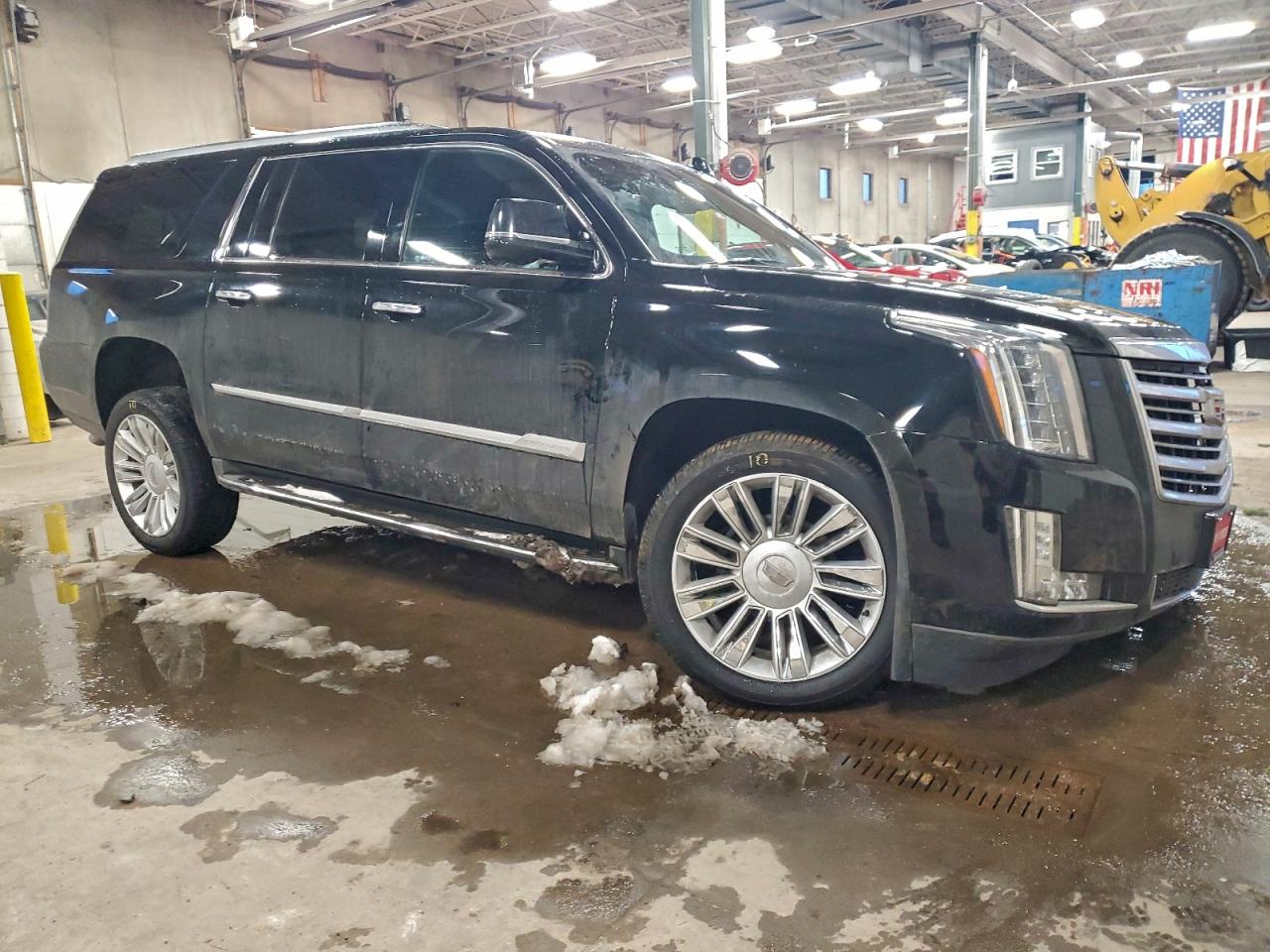 2016 CADILLAC ESCALADE ESV PLATINUM photo 4