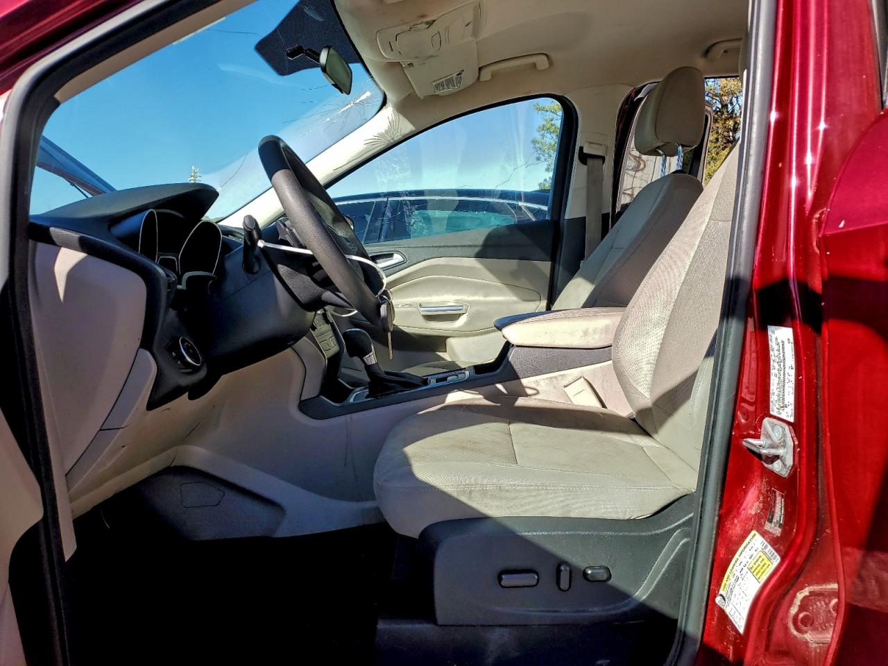 2017 FORD ESCAPE SE photo 7