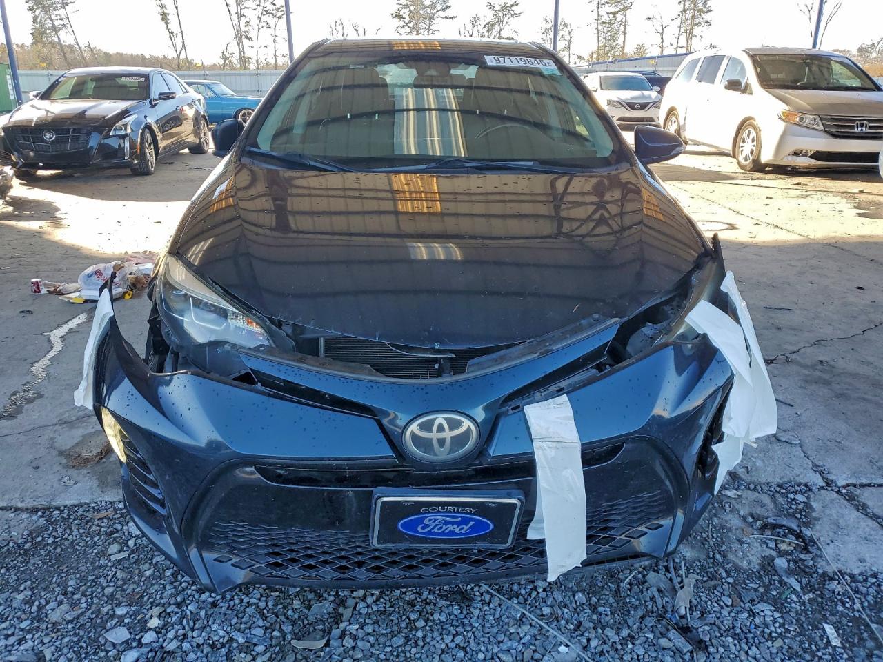 2017 TOYOTA COROLLA photo 13