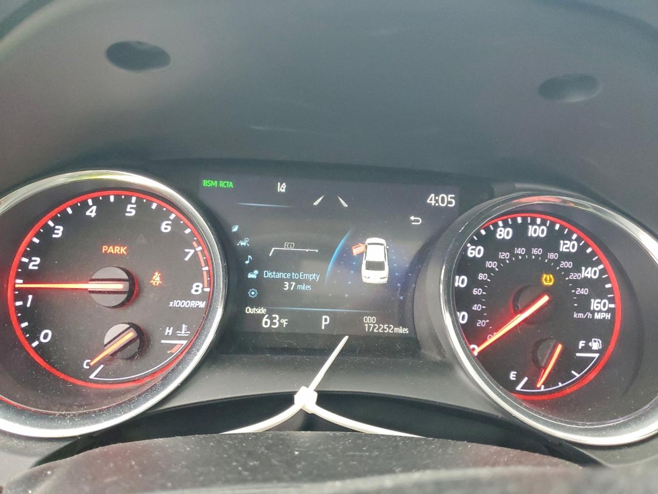 2019 TOYOTA CAMRY XSE photo 25