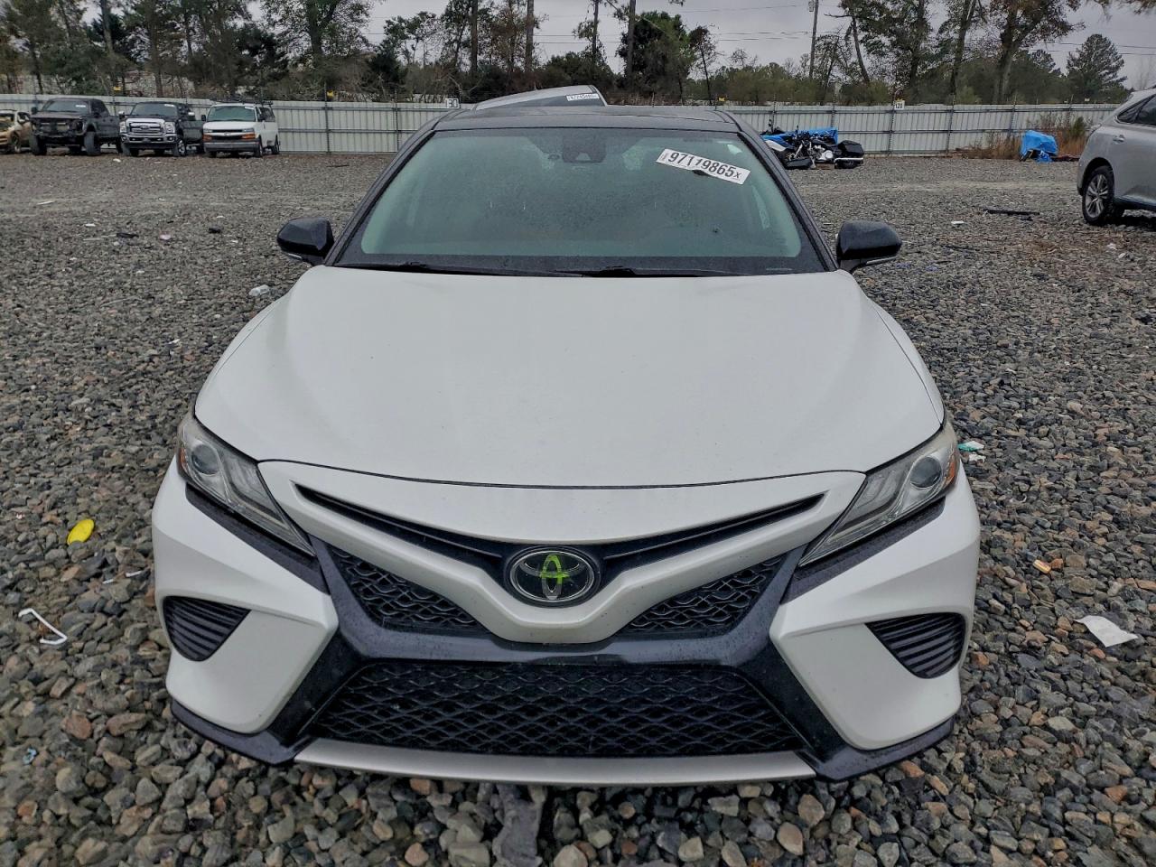 2019 TOYOTA CAMRY XSE photo 13