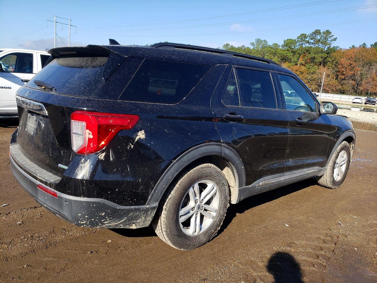 2020 FORD EXPLORER XLT photo 3