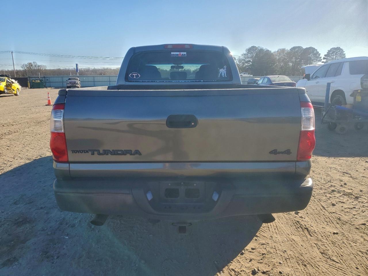 2004 TOYOTA TUNDRA DOUBLE CAB SR5 photo 6