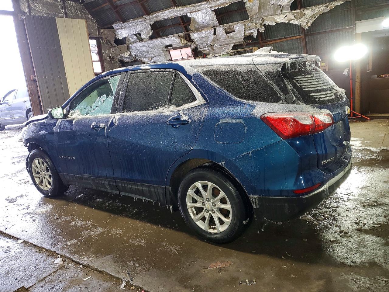 2021 CHEVROLET EQUINOX LT photo 2