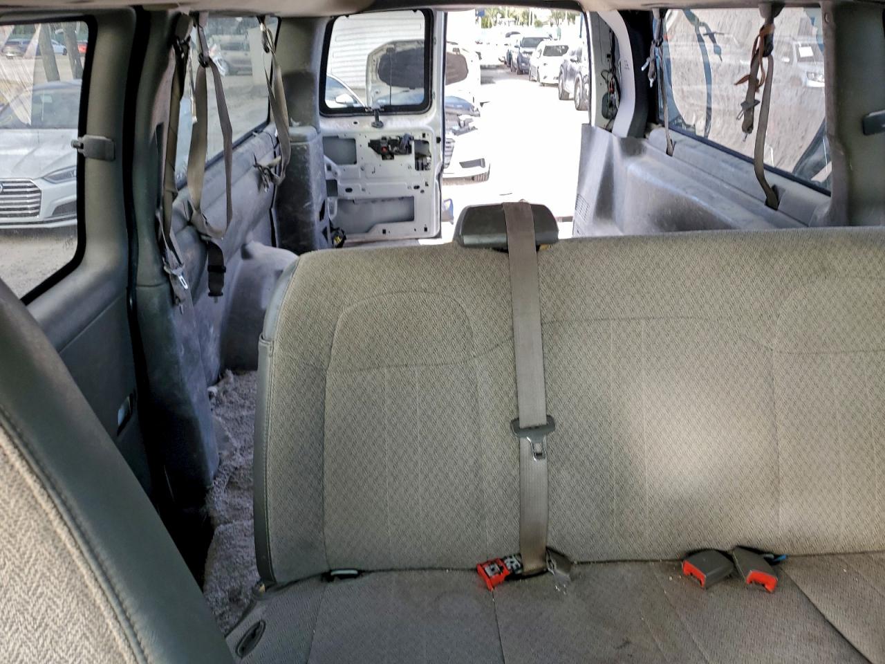 2019 CHEVROLET EXPRESS G3500 LT photo 19