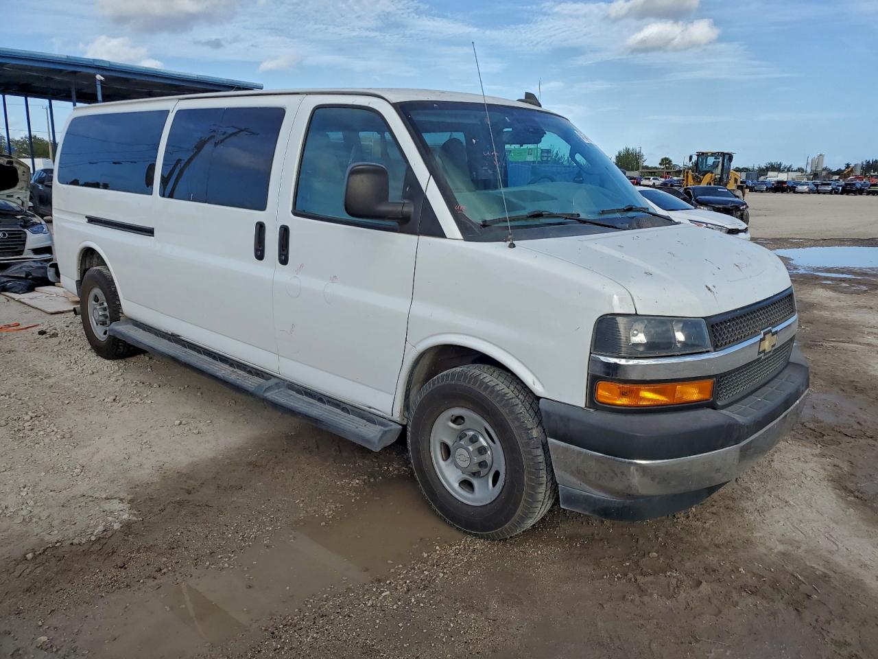 2019 CHEVROLET EXPRESS G3500 LT photo 7