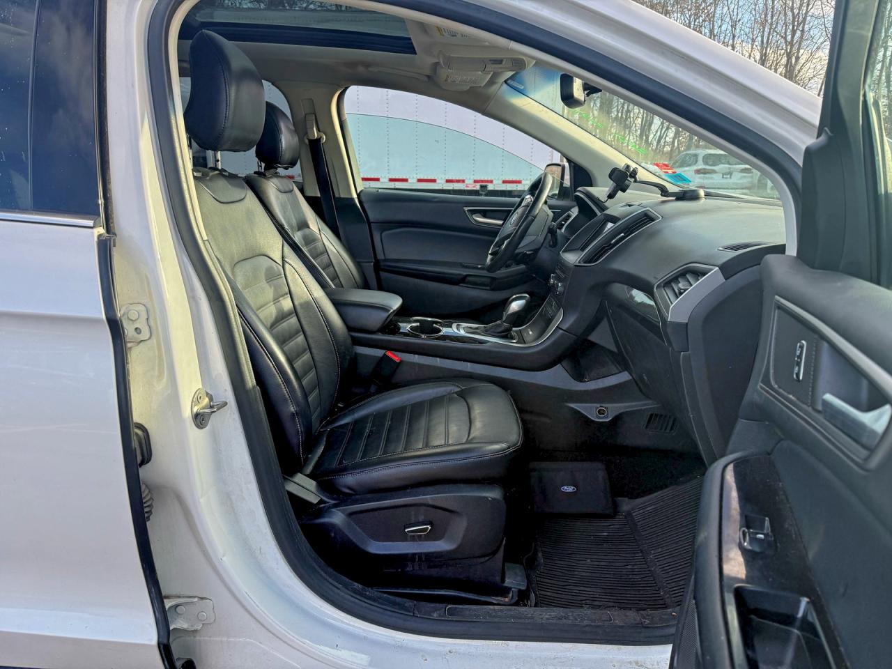 2017 FORD EDGE SEL photo 5