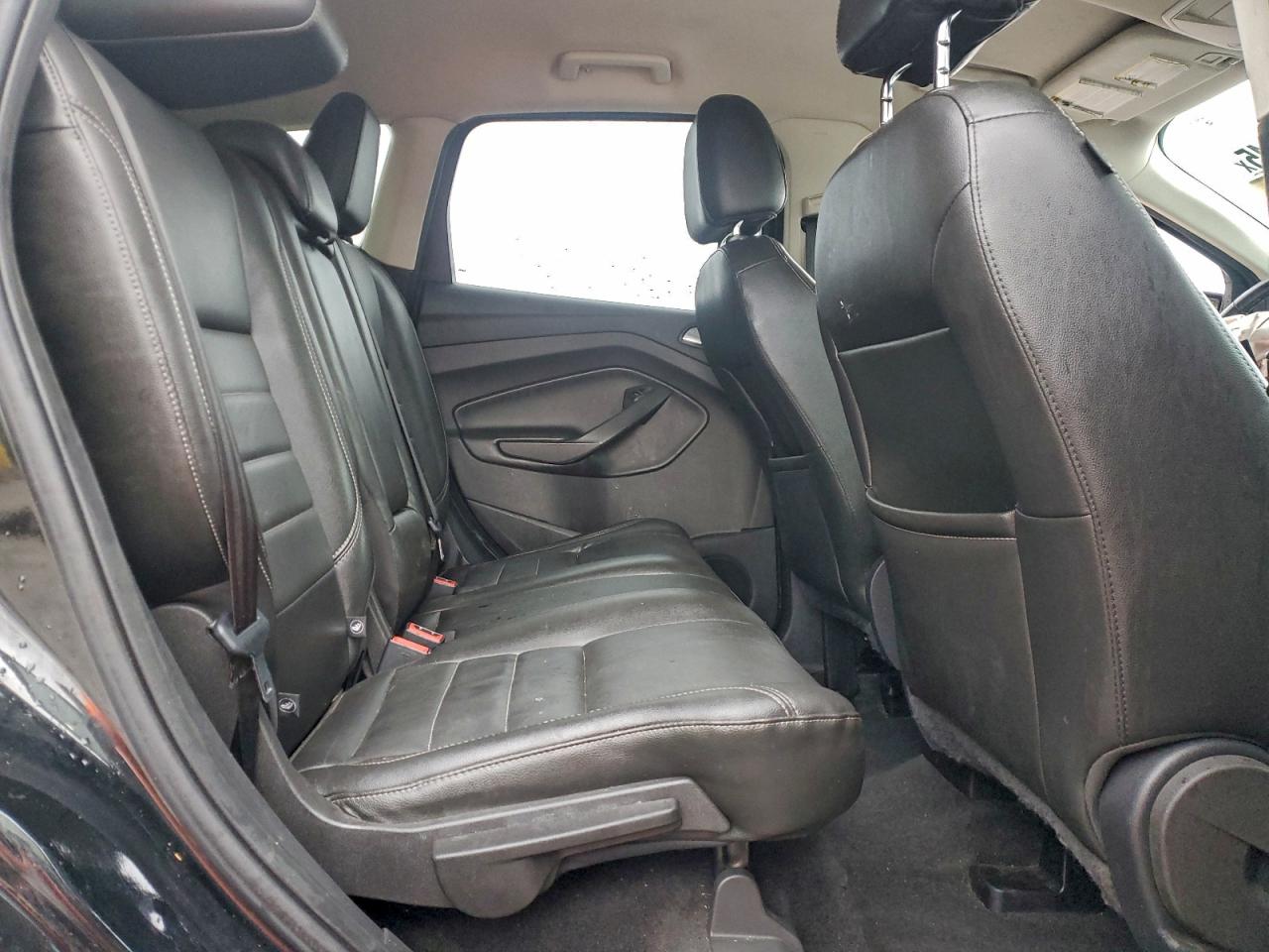 2015 FORD ESCAPE SE photo 11