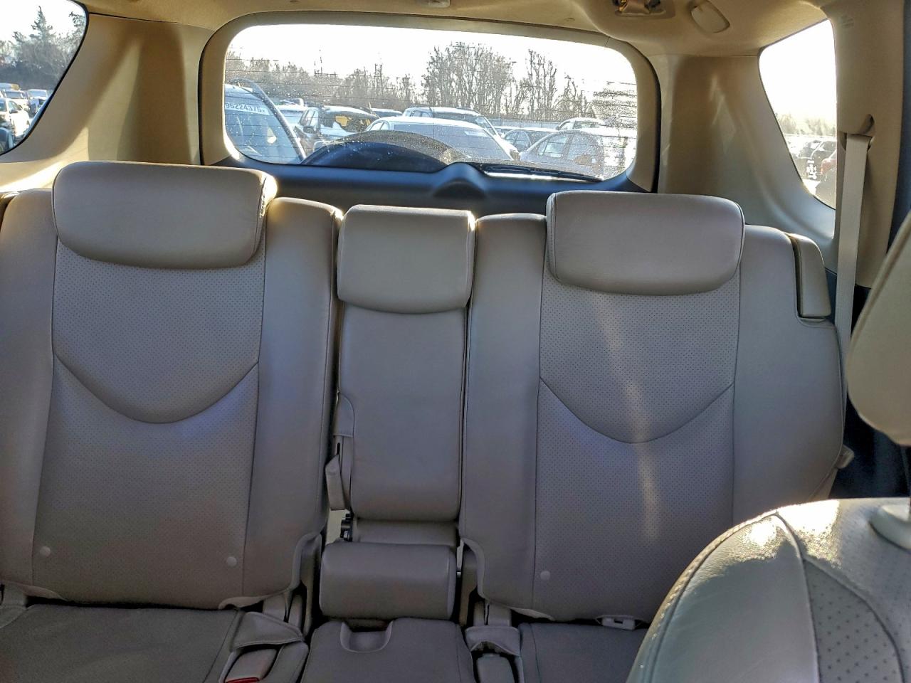 2011 TOYOTA RAV4 LIMITED photo 10