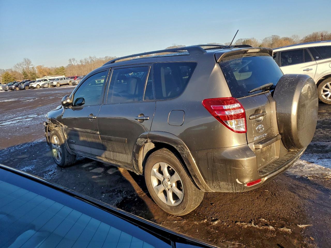 2011 TOYOTA RAV4 LIMITED photo 2