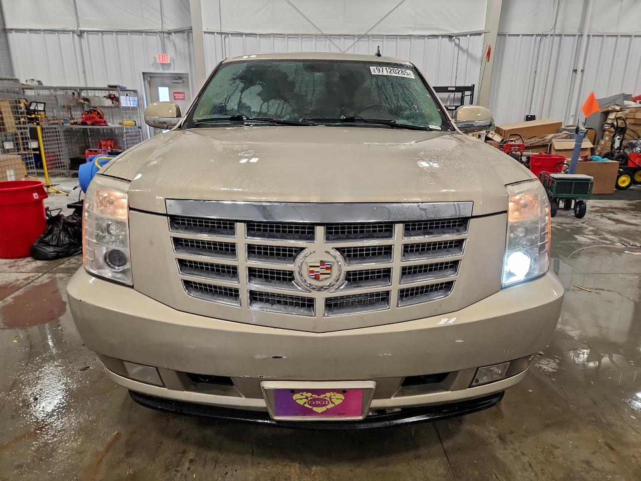 2008 CADILLAC ESCALADE LUXURY photo 5