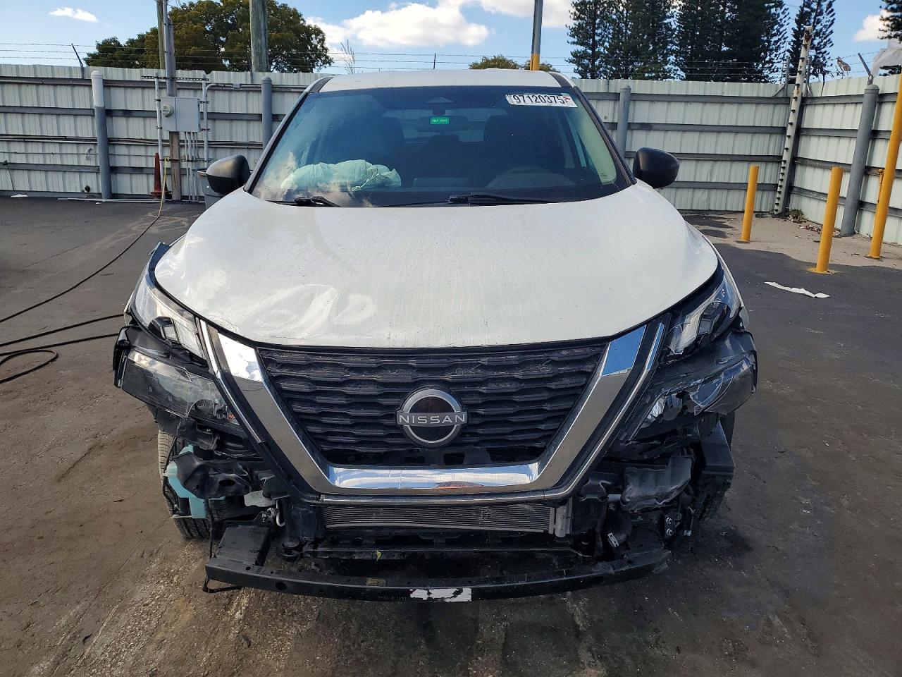 2023 NISSAN ROGUE S photo 5