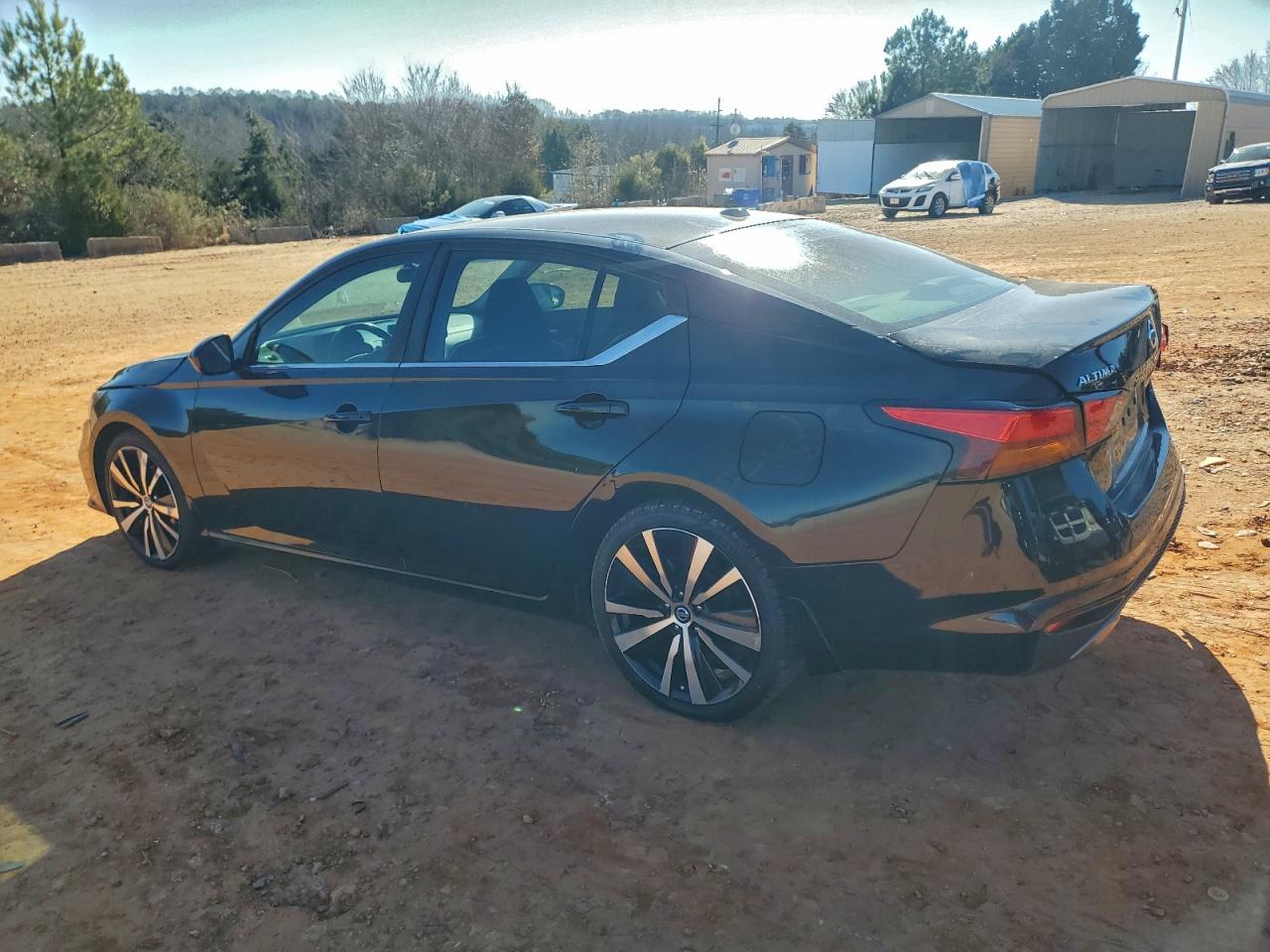 2019 NISSAN ALTIMA SR photo 4